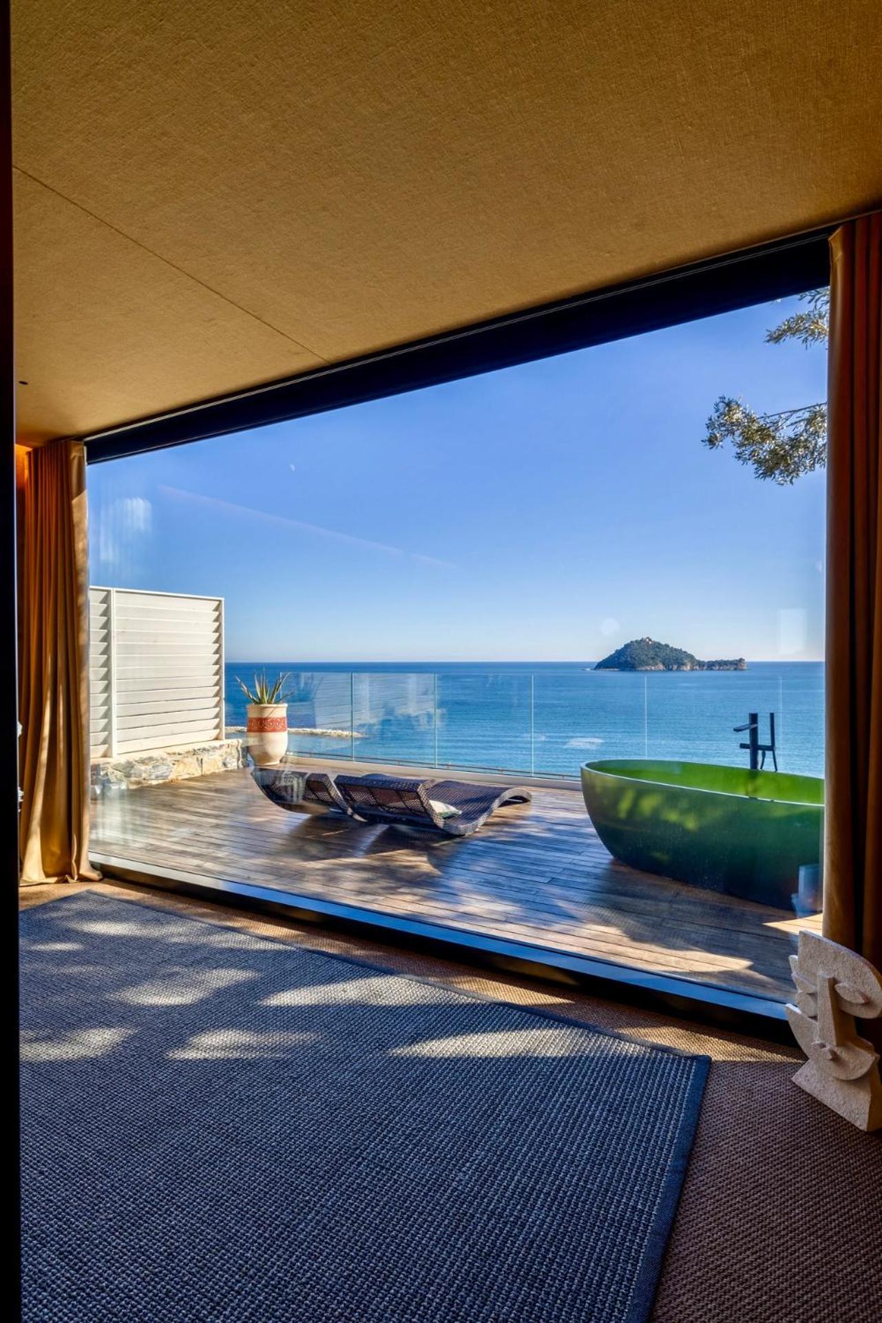 Baba Residences Alassio Exterior photo